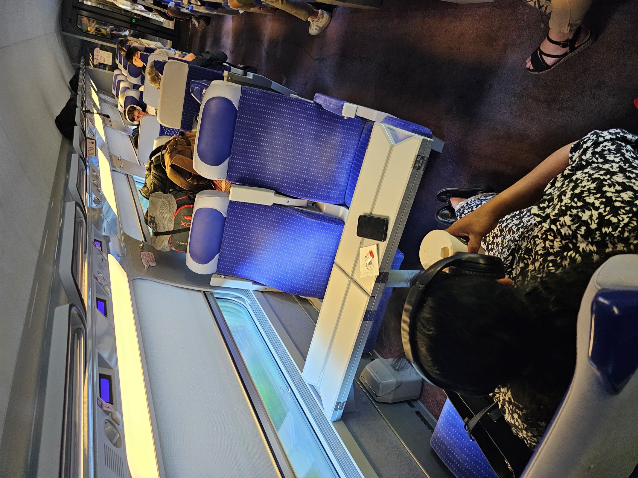 Seats in 2nd Class from Paris to Geneva