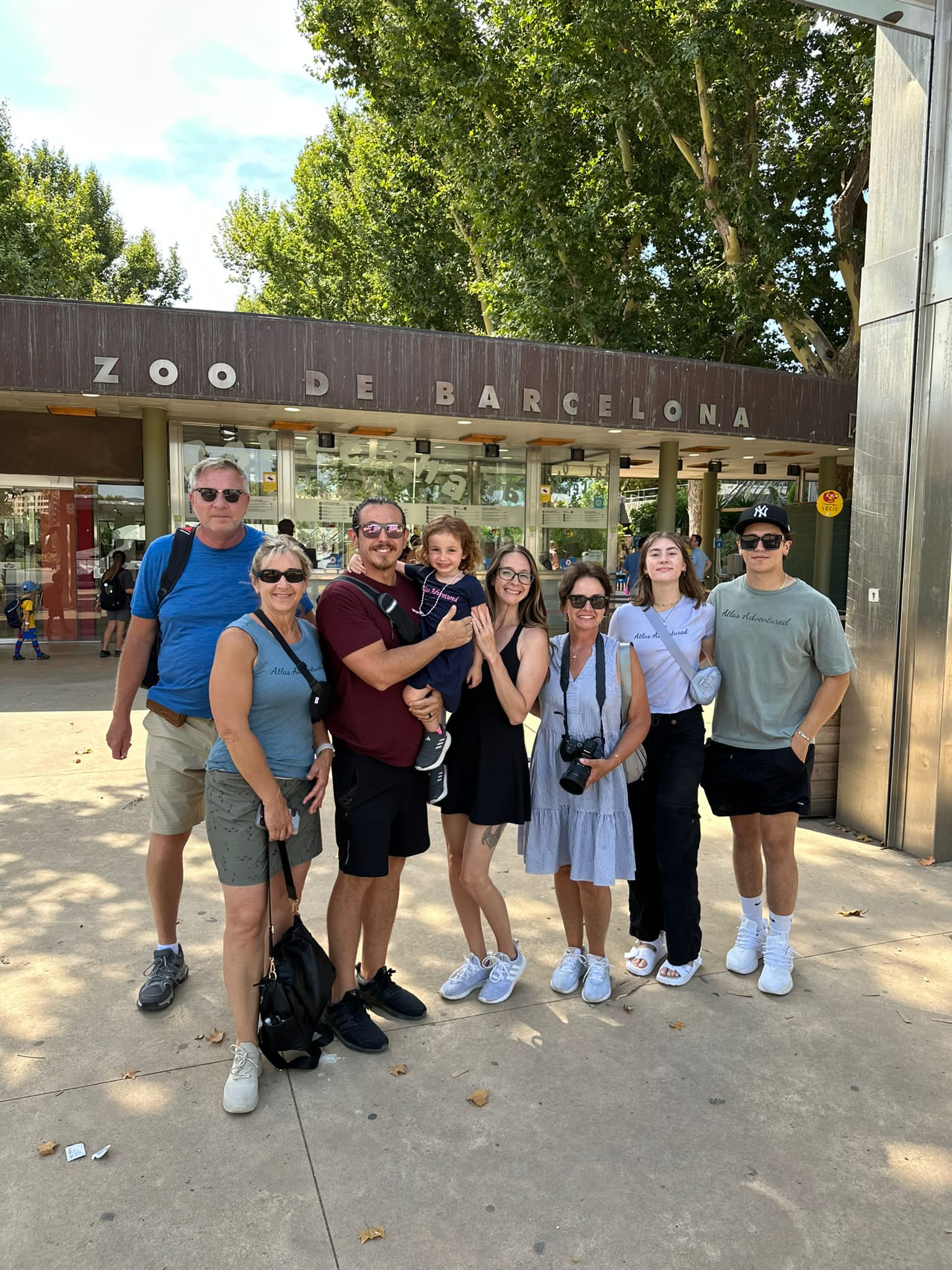 Atlas Adventured family at the Barcelona Zoo