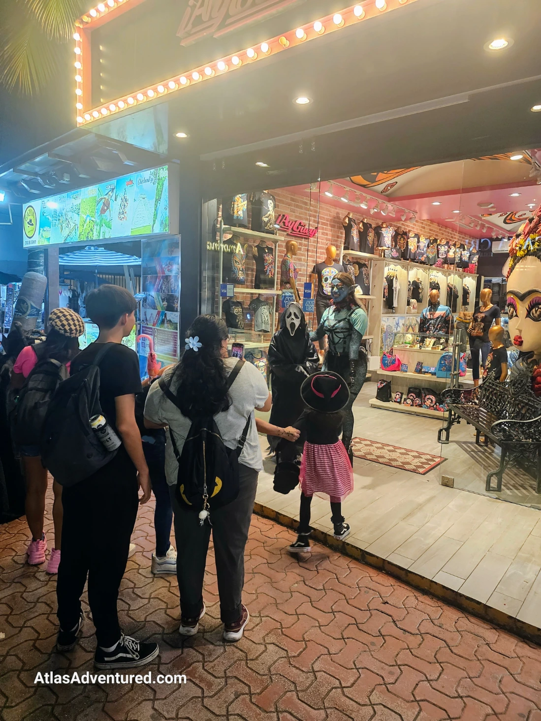 Bring your bag for candy  and dress up so you can trick or treat along Quinta Avenida on Halloween in Playa del Carmen Mexico