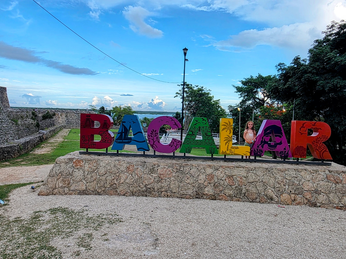 Bacalar sign in front of San Felipe Fort 
